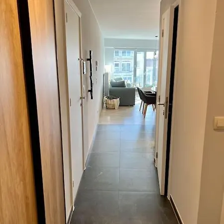 Entierement Renove A Appartement