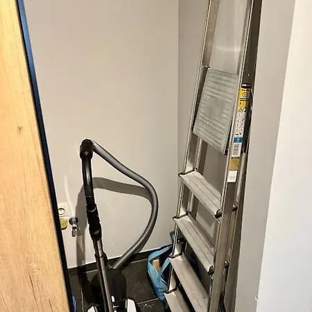 Apartment Entierement Renove A