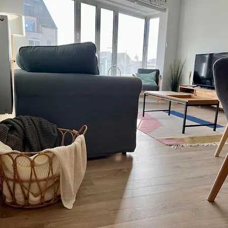 Apartment Entierement Renove A *