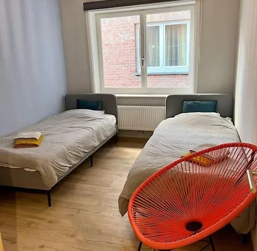 Entierement Renove A Appartement *